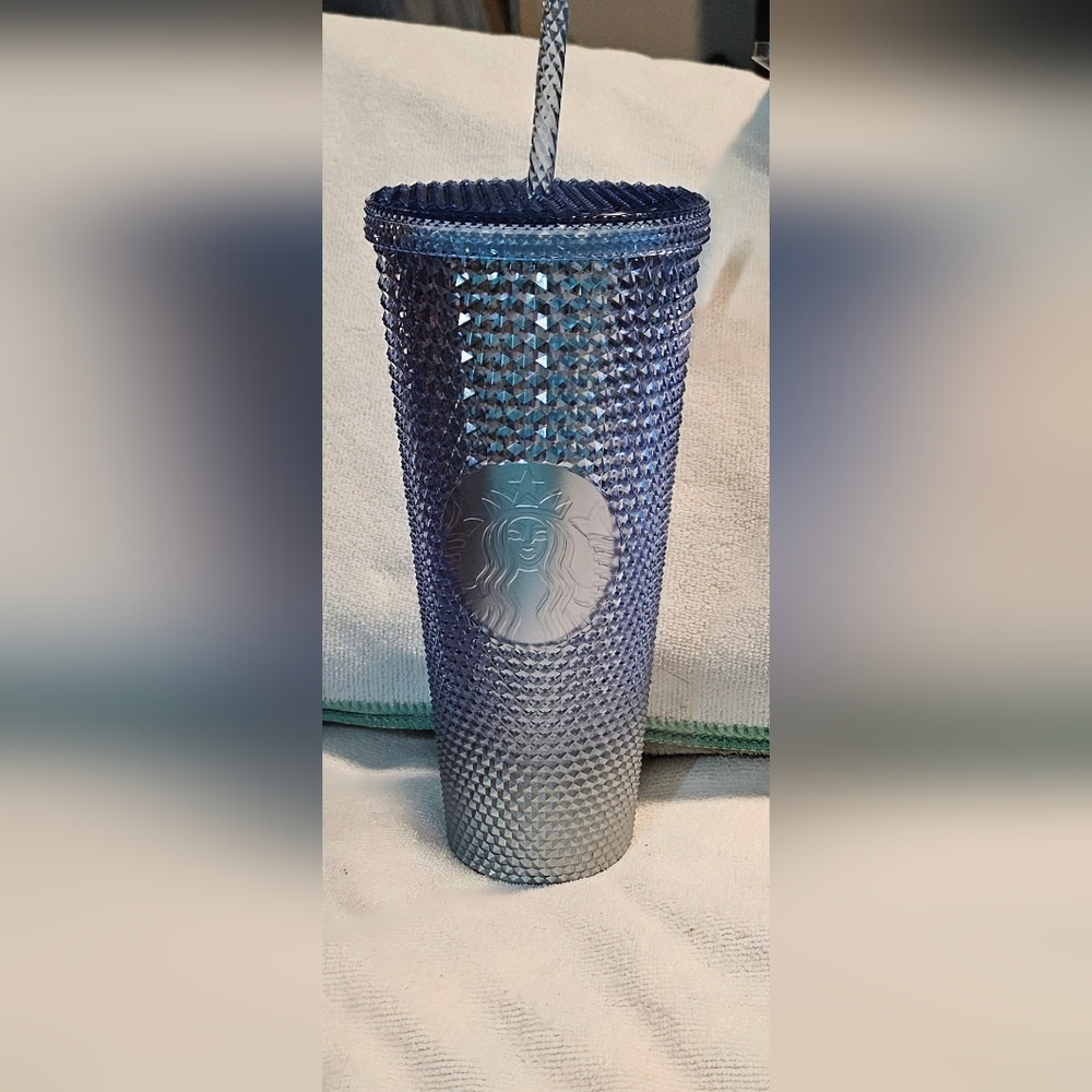 Starbucks Studded Silver-Blue Gradient 24 oz. Cold Cup Tumbler with Straw, NEW!